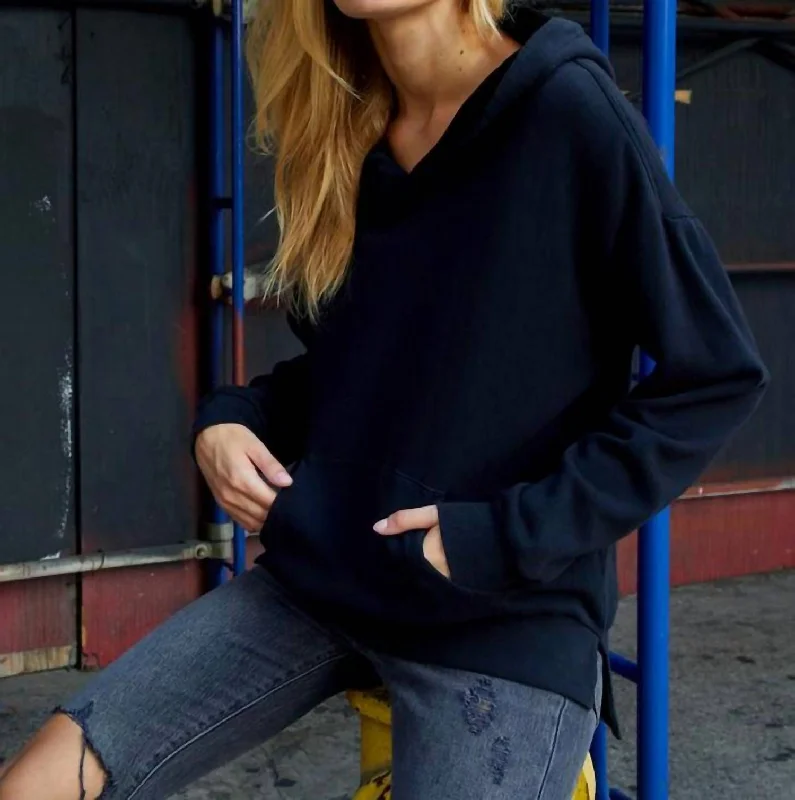 Alice Velvet Sweatshirt In Black