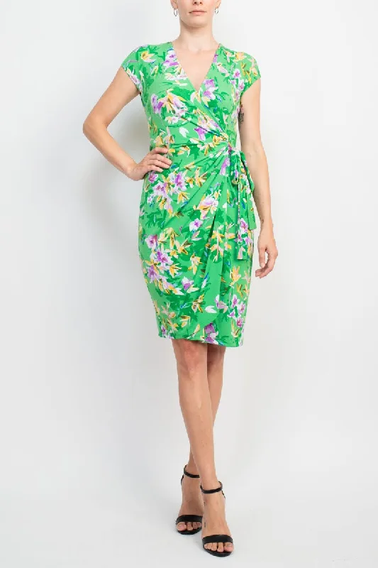 Maggy London V-Neck Sleeveless Tie Waist Gathered Side Floral Print Jersey Dress